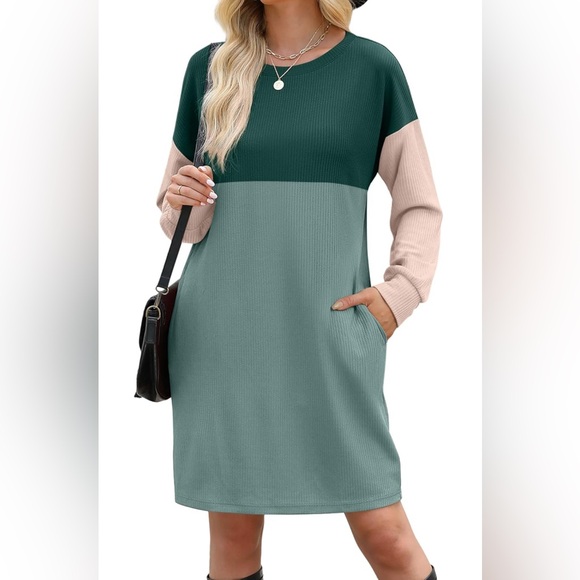 Colorblock Long Sleeve Dress - Picture 2 of 5